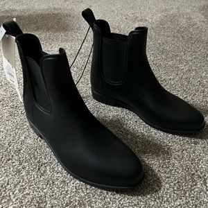 NWT A New Day Chelsea Boots Women’s Size 8